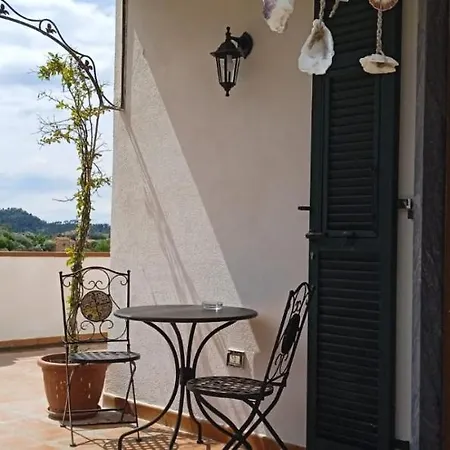 In Vino Veritas, Terre Marine 4*
