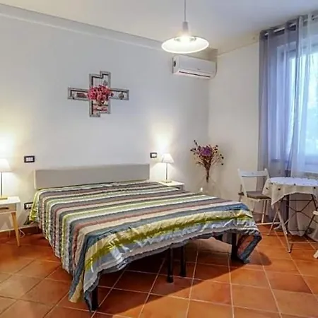Oda ve Kahvaltı In Vino Veritas, Terre Marine 4*